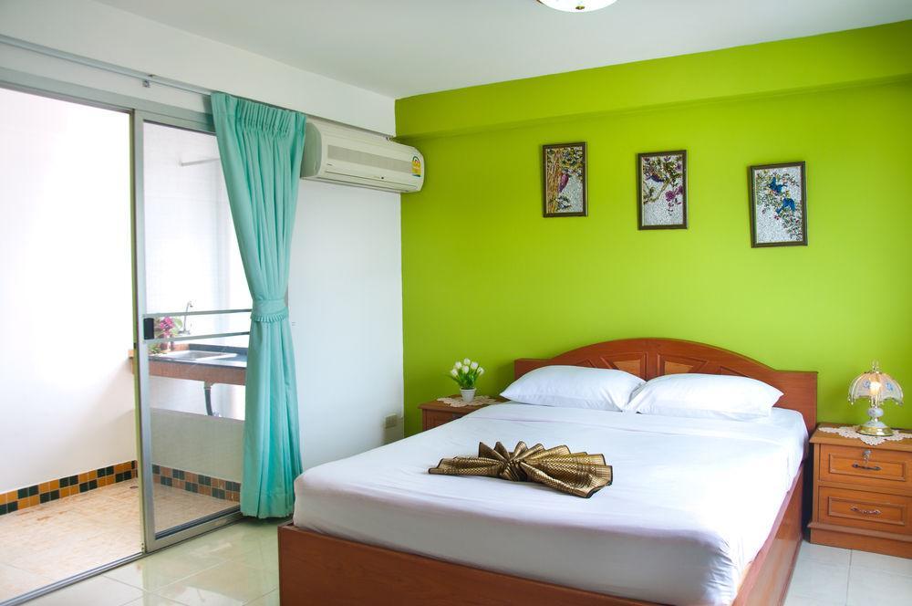Golden House @ On-Nut Station Motel Bangkok Kültér fotó